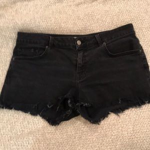 VELVET  BY GRAHAM & SPENCER DENIM SHORTS